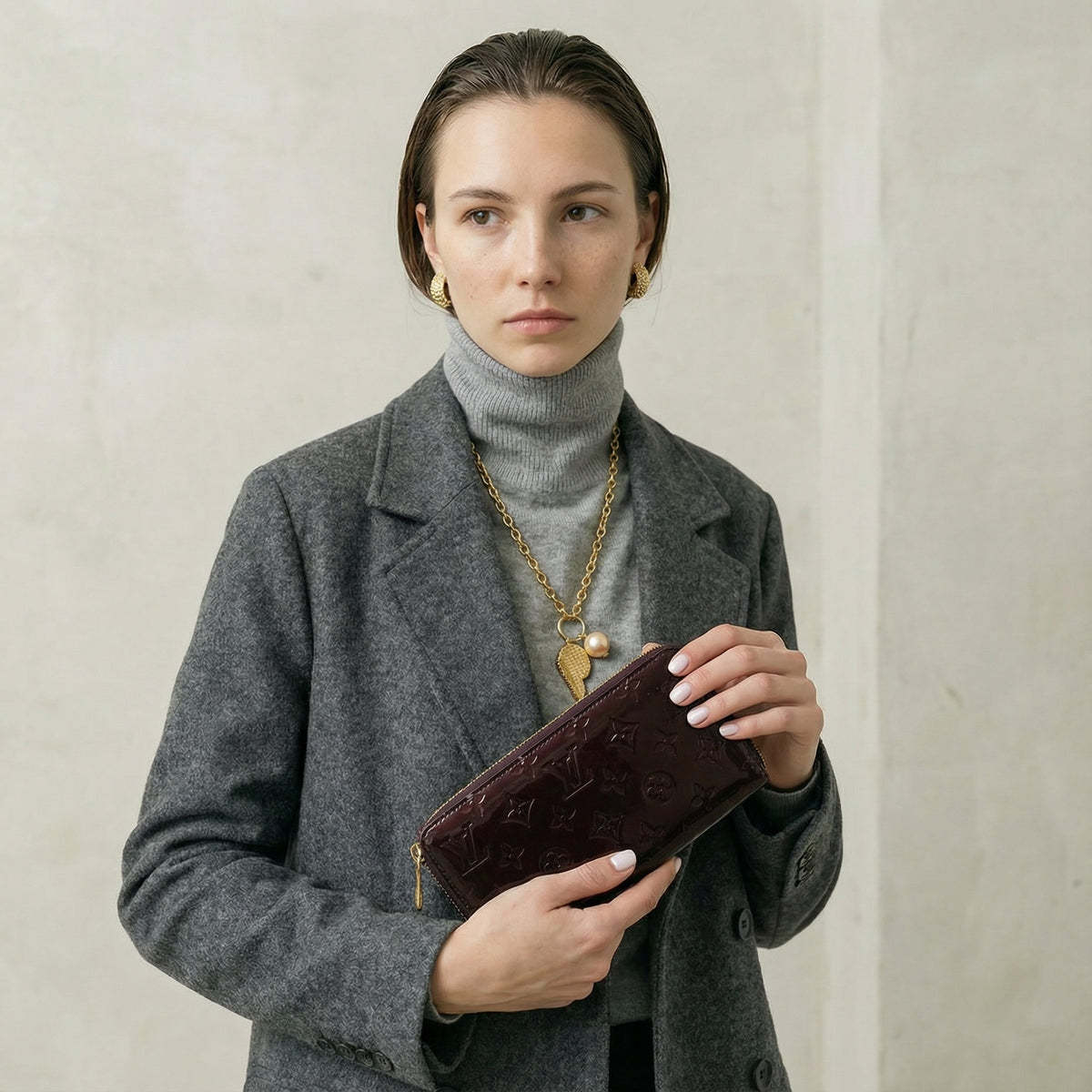 Portefeuille Zippy Louis Vuitton Cuir Vernis Bordeaux – Monogramme Embossé