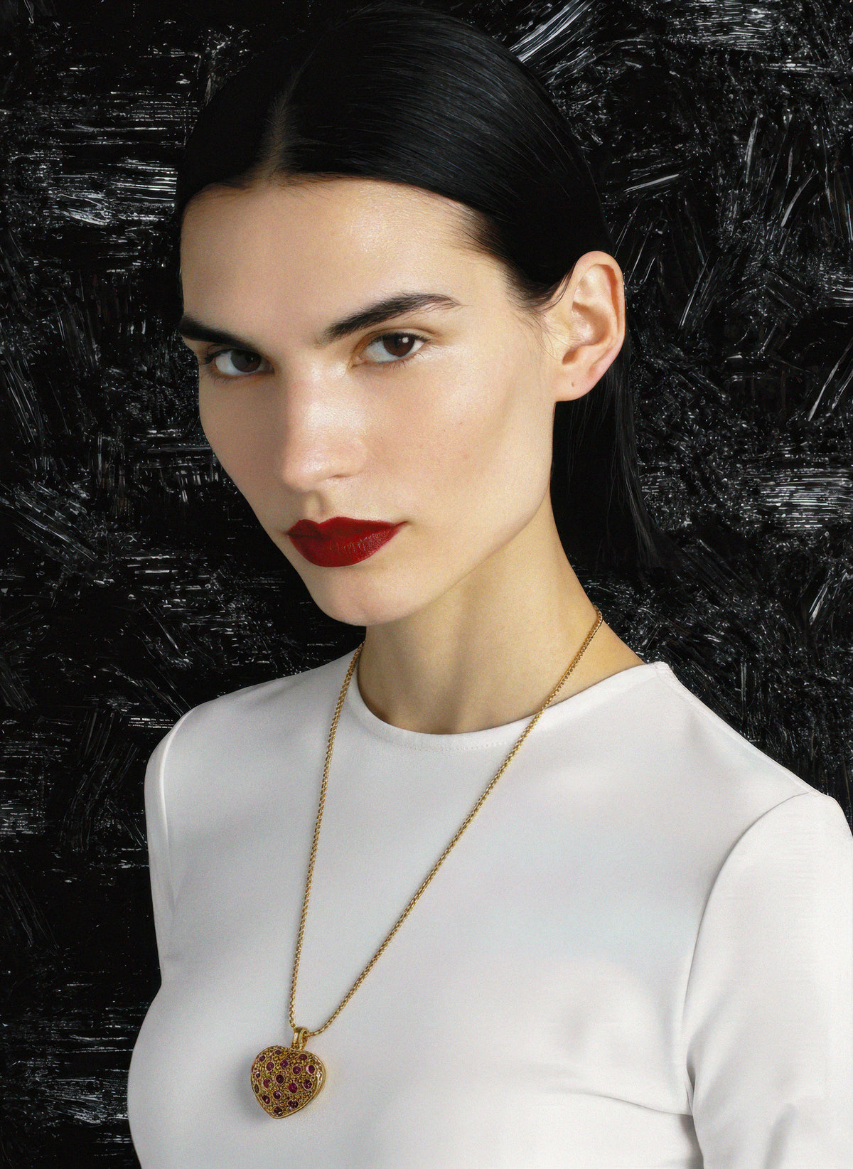 Collier Sautoir Dior Chaine à Bille Cœur Plaqué Or et Strass Rubis