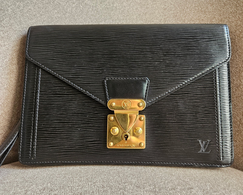 Vintage Louis Vuitton Black Epi Leather Pochette