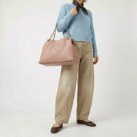 Sac Gucci Soho Tote XL rose poudré en cuir grainé