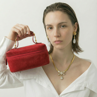 Vanity Gucci Vintage en Daim Rouge