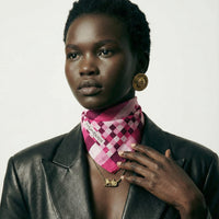 Foulard Bandana Vintage Yves Saint Laurent Rose À Motif Rayures Et Damier