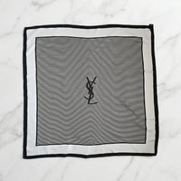 Foulard Yves Saint Laurent à rayures