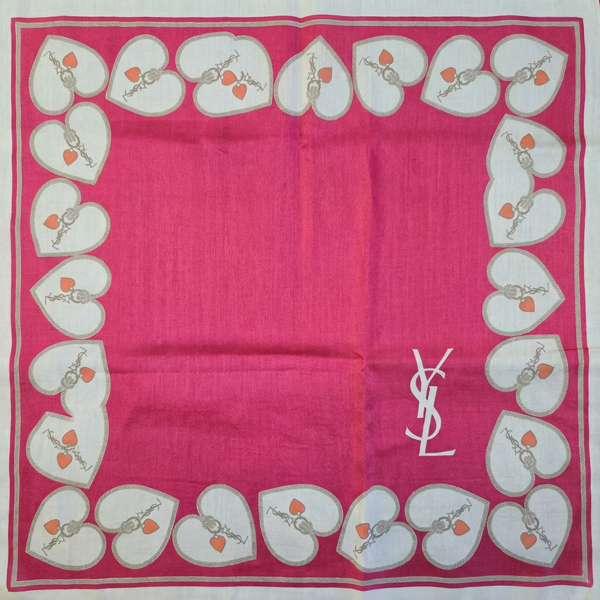 Foulard Yves Saint Laurent Coeur Fuschia